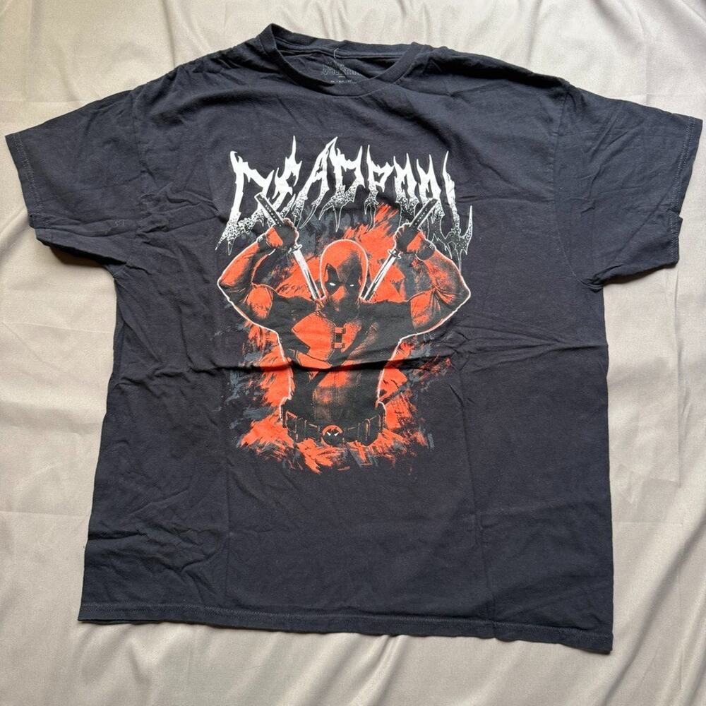 Deadpool Wolverine Shirt XL Black Marvel Superhero Tee Heavy Metal Inspired